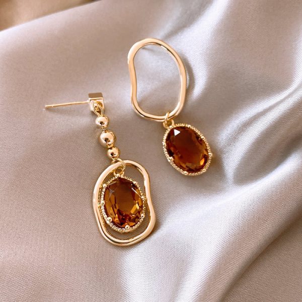 LAST DAY 70% OFF - Fashion Art Asymmetric Crystal Earrings (Buy 2 Free Shipping)